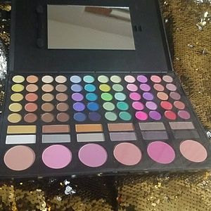 SOLD. CoastalScents 78 shadow blush pallet